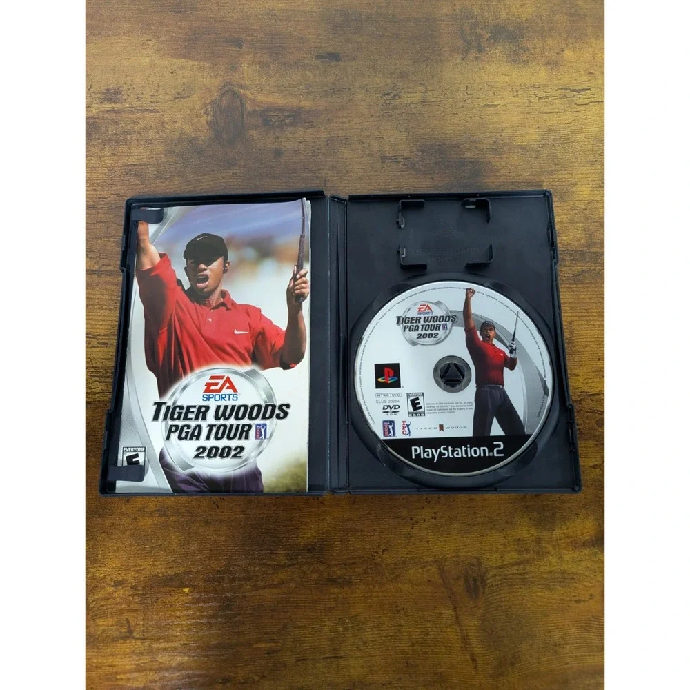 Tiger Woods PGA Tour 2002 (Sony PlayStation 2, 2002) PS2 Complete‎